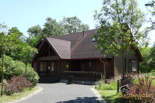 sarlospuszta-220B914F1FB-6E7A-05C0-AFF4-F9EE91C30AF9.jpg