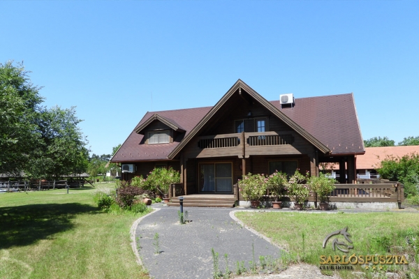sarlospuszta-2238C6BFBDD-7010-363E-61EF-1E0D62C04022.jpg