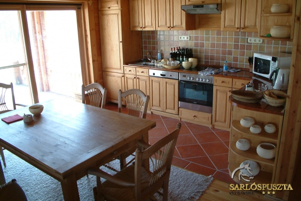 sarlospuszta-280E4B3DBD3-98E8-A245-C6A8-191F83B64621.jpg