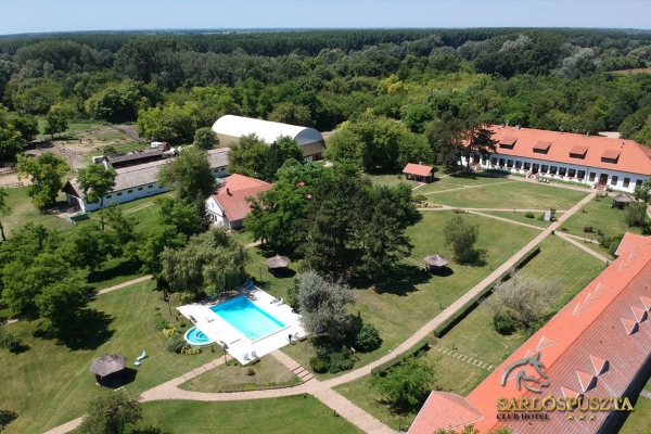 sarlospuszta-024189168F8-B64A-A76D-478E-9EAB0AEC7B3C.jpg