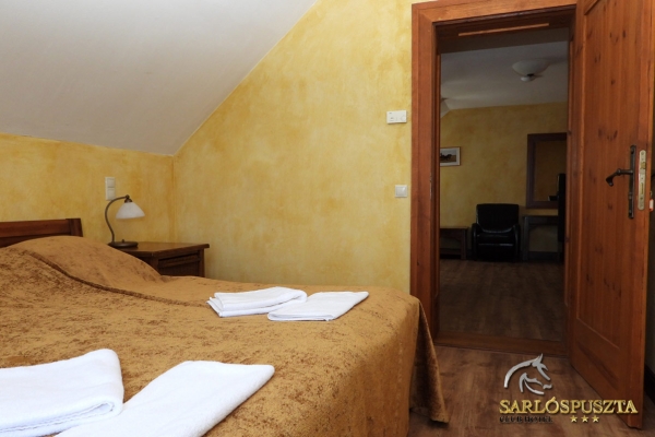 sarlospuszta-110E4BE9C97-4856-B99C-CF36-4E0584F28257.jpg