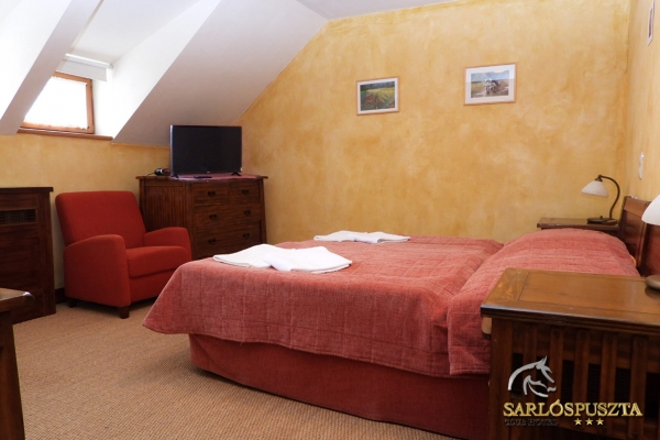 sarlospuszta-255F649276A-4618-5A61-88C0-FE4A061D181F.jpg